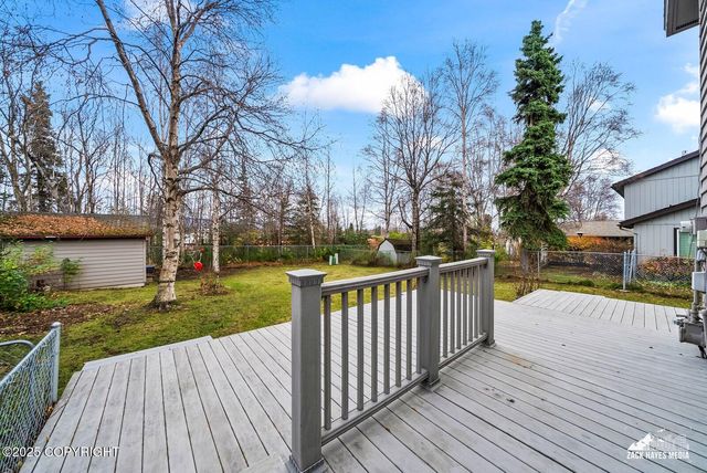 3211 Amber Bay Loop, Anchorage, AK 99515