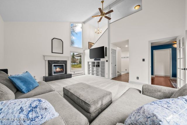 3211 Amber Bay Loop, Anchorage, AK 99515