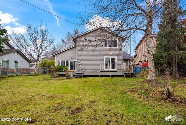 3211 Amber Bay Loop, Anchorage, AK 99515