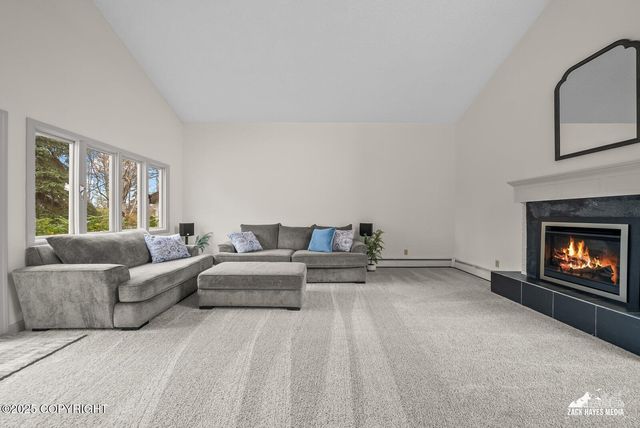 3211 Amber Bay Loop, Anchorage, AK 99515