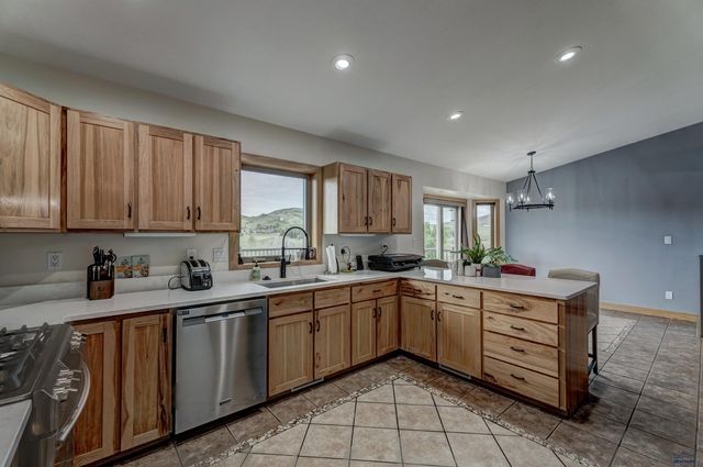 2635 BLACK SADDLE RD, Rapid City, SD 57703
