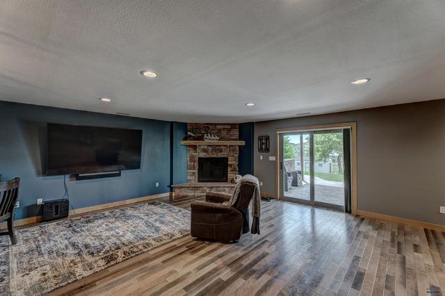 2635 BLACK SADDLE RD, Rapid City, SD 57703