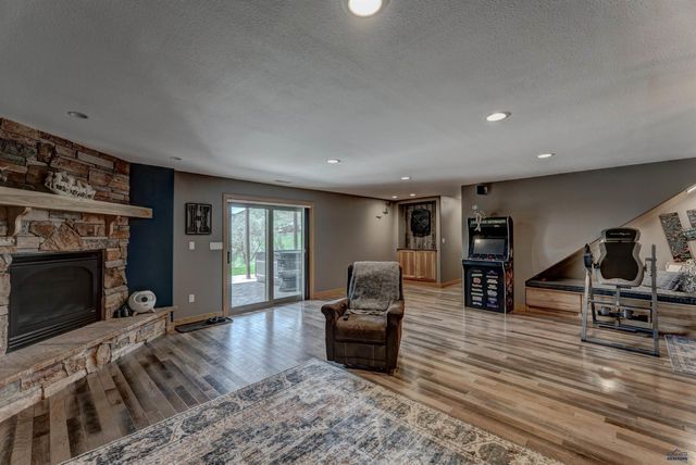 2635 BLACK SADDLE RD, Rapid City, SD 57703