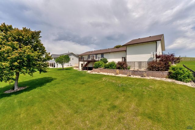 2635 BLACK SADDLE RD, Rapid City, SD 57703