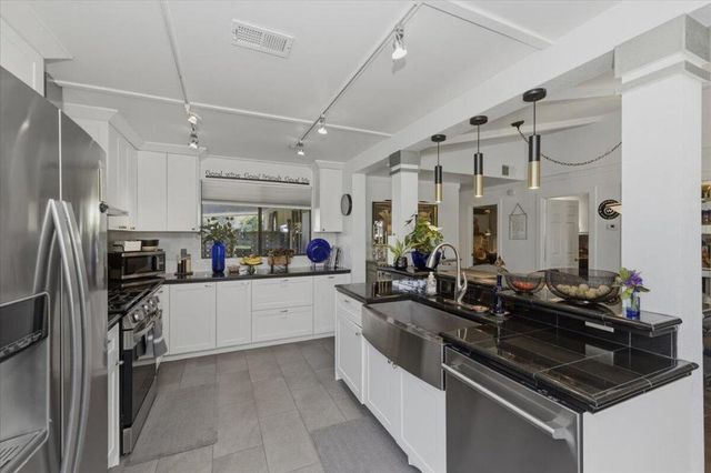 73450 Country Club Drive 267, Palm Desert, CA 92260