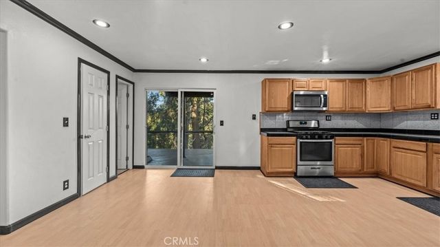 23698 Scenic Drive, Crestline, CA 92325
