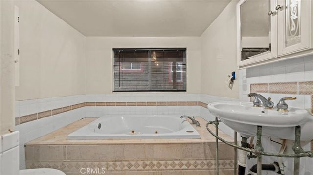 23698 Scenic Drive, Crestline, CA 92325