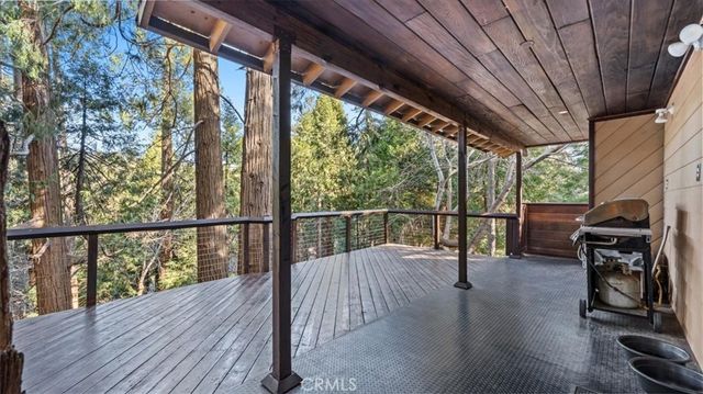 23698 Scenic Drive, Crestline, CA 92325