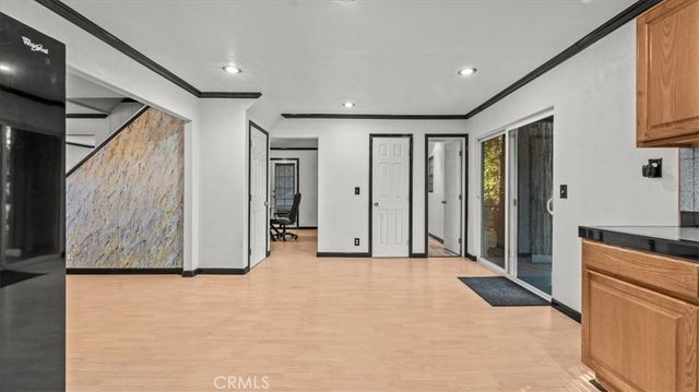 23698 Scenic Drive, Crestline, CA 92325