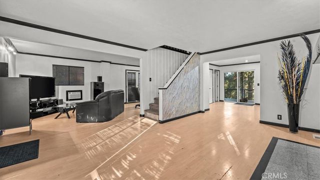 23698 Scenic Drive, Crestline, CA 92325