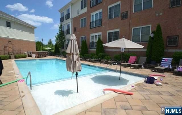 2212 The Plaza, Tenafly, NJ 07670