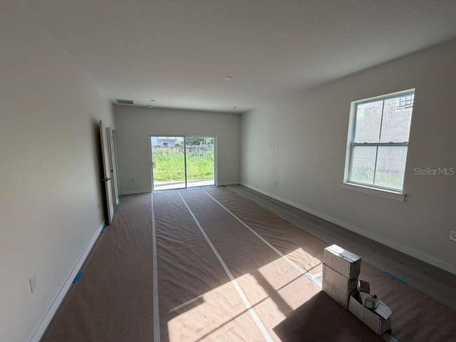 601 W MILLER STREET, Orlando, FL 32805