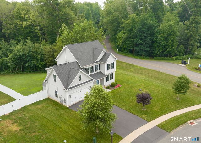 33 Hunters Lane, Southington, CT 06479