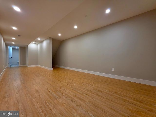 1220 E FLETCHER ST, Philadelphia, PA 19125