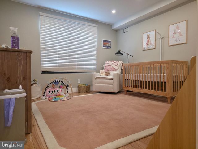 1220 E FLETCHER ST, Philadelphia, PA 19125