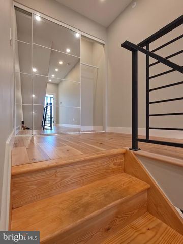 1220 E FLETCHER ST, Philadelphia, PA 19125