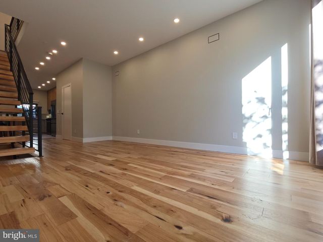 1220 E FLETCHER ST, Philadelphia, PA 19125