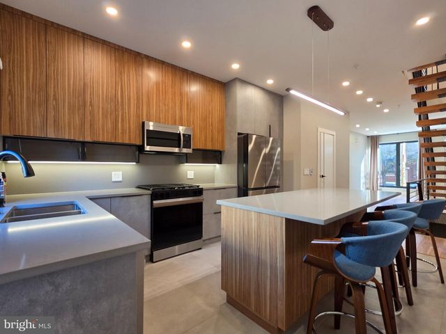 1220 E FLETCHER ST, Philadelphia, PA 19125