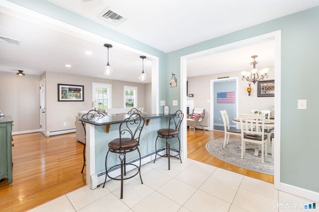 129 Cloverdale Circle, Wethersfield, CT 06109