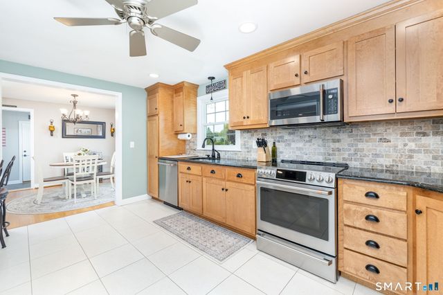129 Cloverdale Circle, Wethersfield, CT 06109