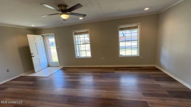 282 Belaire Dr., Pearl, MS 39208