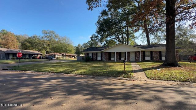 282 Belaire Dr., Pearl, MS 39208