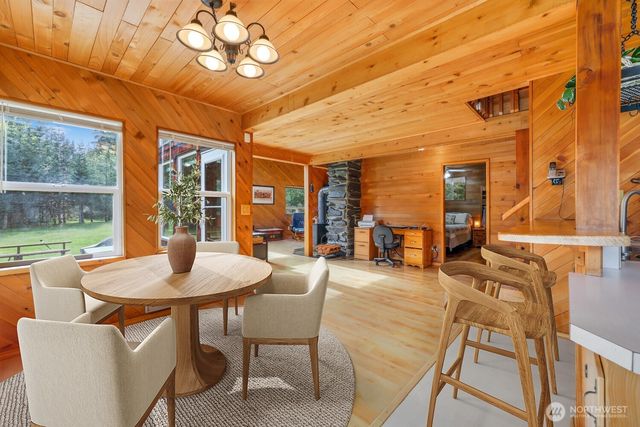 400 E Catfish Lake Road, Shelton, WA 98584