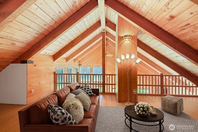 400 E Catfish Lake Road, Shelton, WA 98584