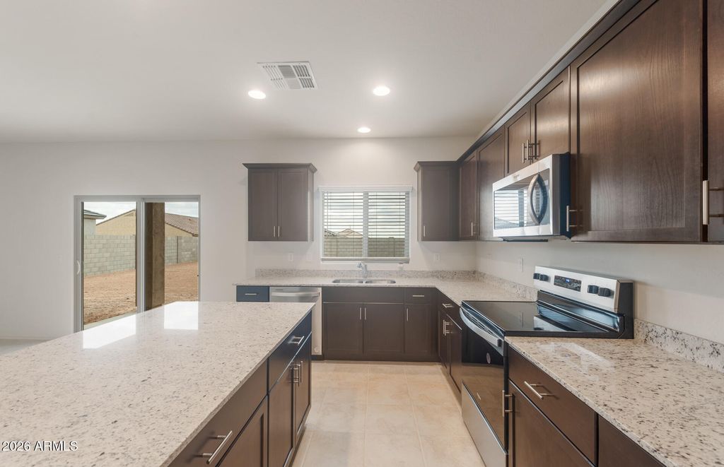 43015 W PALO AMARILLO Road, Maricopa, AZ 85138 — photo 5