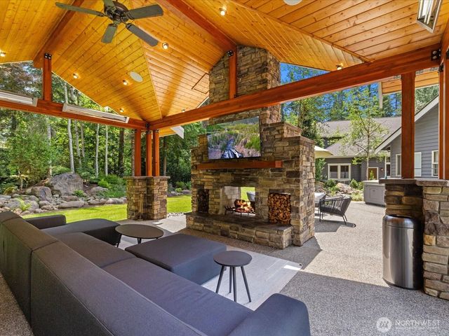 32406 NE Big Rock Road, Duvall, WA 98019