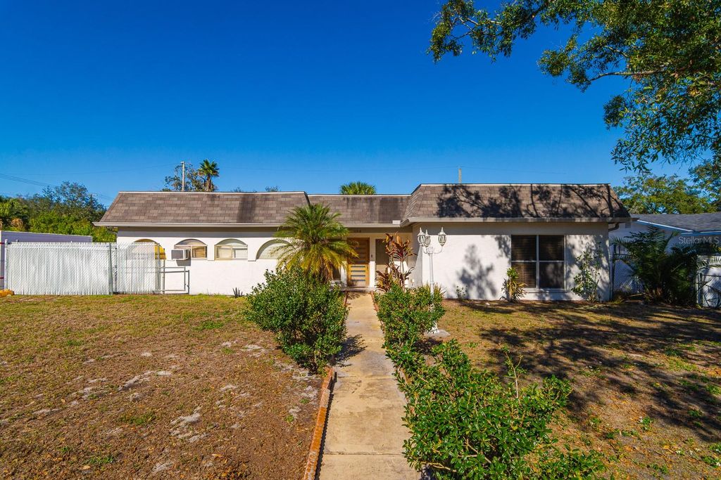 104 DRUID HILLS ROAD, Temple Terrace, FL 33617