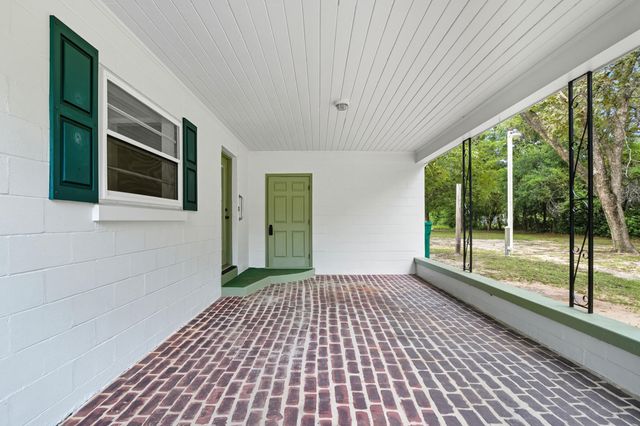 2128 3rd Avenue, Crestview, FL 32539