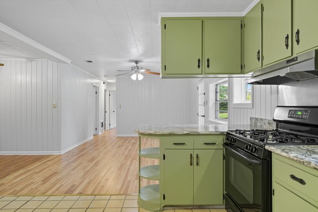 2128 3rd Avenue, Crestview, FL 32539