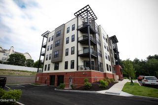 21 Whistler Court 306, Saratoga Springs, Inside, NY 12866