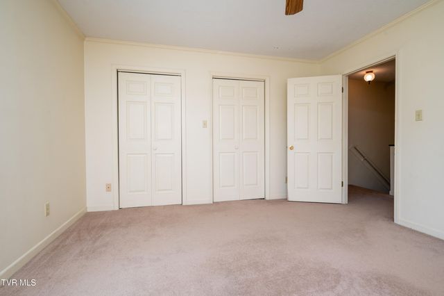 3539 Netherland Inn Rd. Road, 11, Kingsport, TN 37660