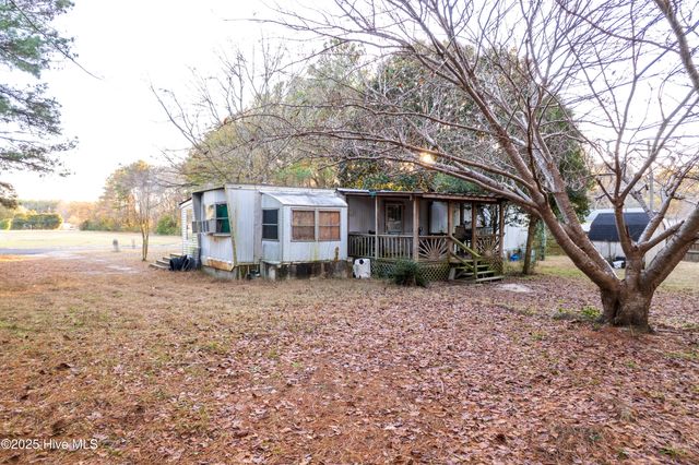 128 Snow Goose Lane, Knotts Island, NC 27950