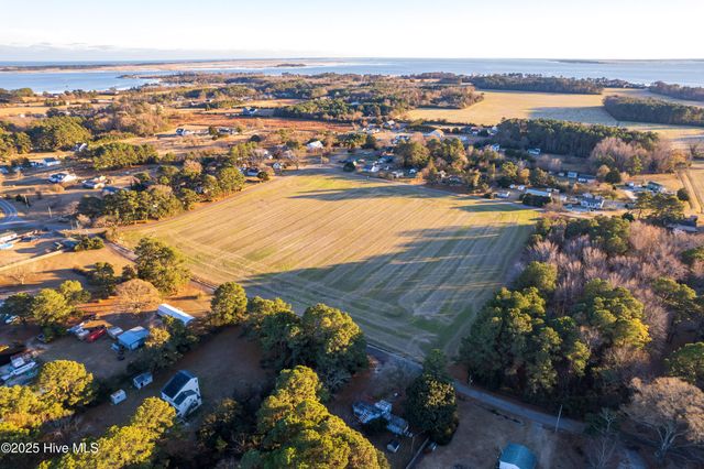 128 Snow Goose Lane, Knotts Island, NC 27950