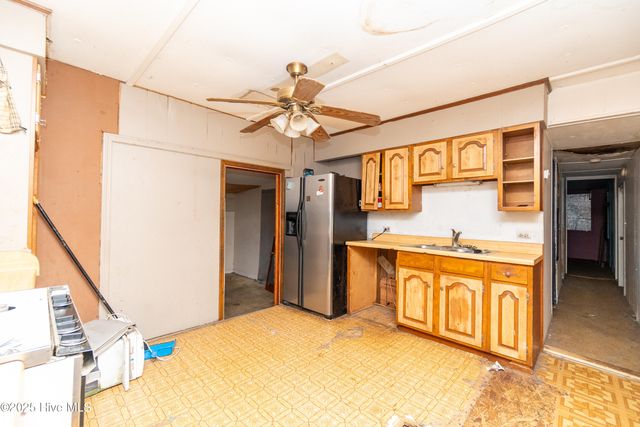 128 Snow Goose Lane, Knotts Island, NC 27950