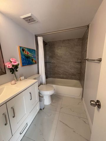 510 Prosperity Farms Road 8b, North Palm Beach, FL 33408