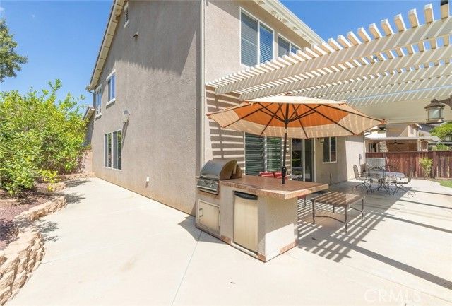 25006 Pine Creek Loop, Corona, CA 92883