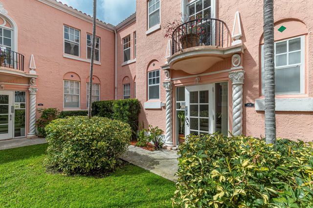 758 Meridian Avenue 8, Miami Beach, FL 33139