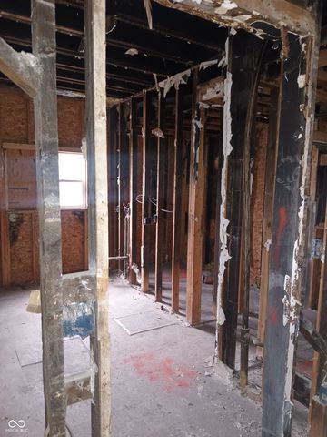 814 S State Avenue, Indianapolis, IN 46203