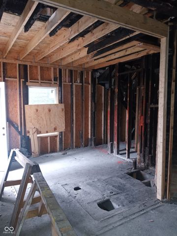 814 S State Avenue, Indianapolis, IN 46203