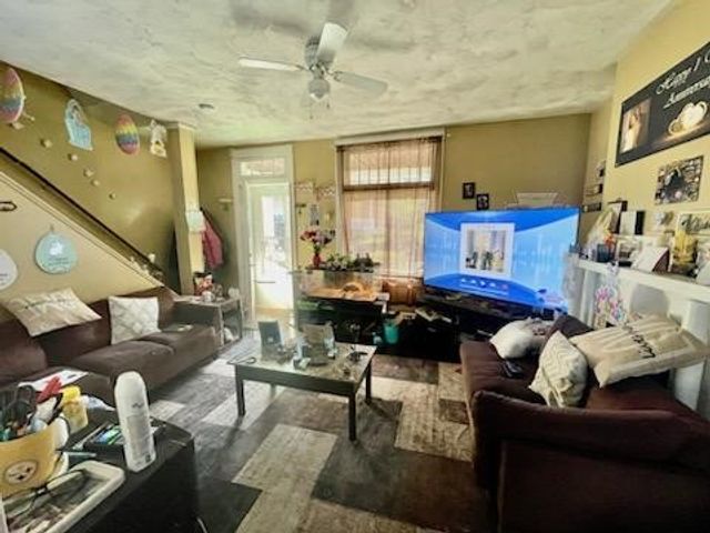 810 Gearing Ave, Beltzhoover, PA 15210