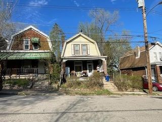 810 Gearing Ave, Beltzhoover, PA 15210