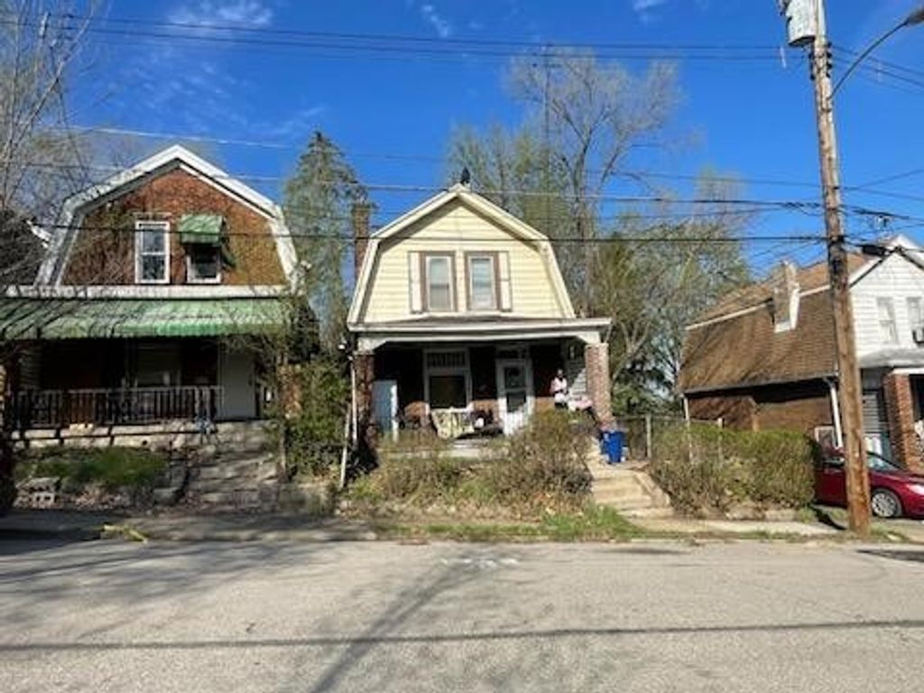 810 Gearing Ave, Beltzhoover, PA 15210