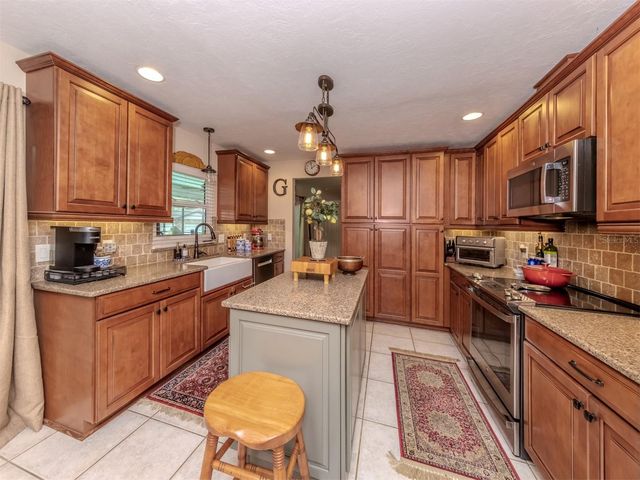 1312 GUARDIAN DRIVE, Venice, FL 34292