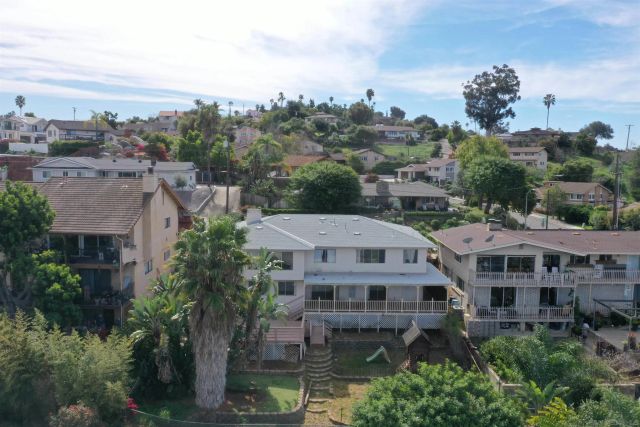 1024 Circle Dr, Escondido, CA 92025