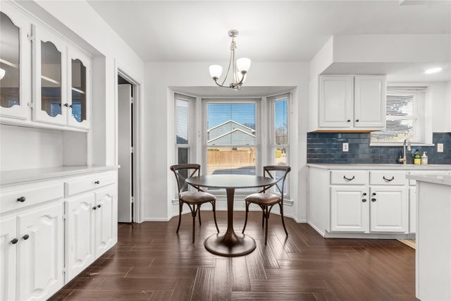 201 Kingsbridge Drive, Garland, TX 75040