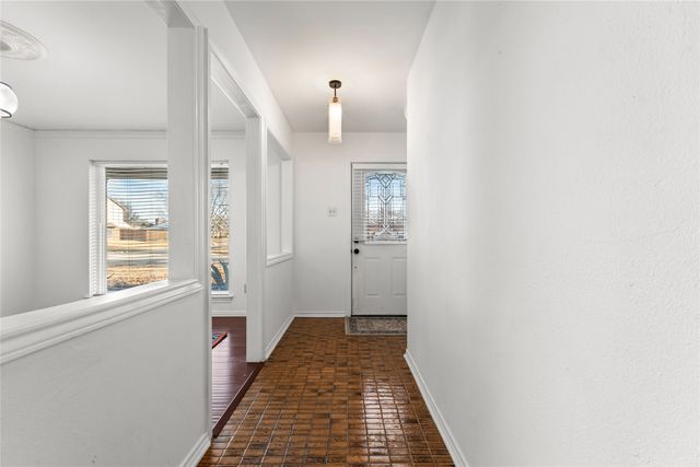 201 Kingsbridge Drive, Garland, TX 75040